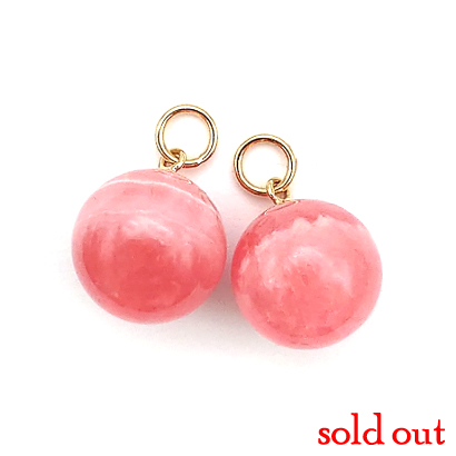 いちごキャンディを連想?!ラブリーピンクチャーム