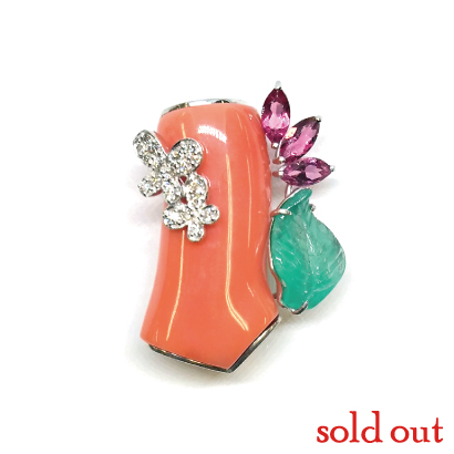 珊瑚のデコレーションペンダント