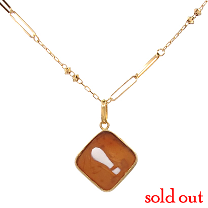 ファンキーカメオでネックレス！