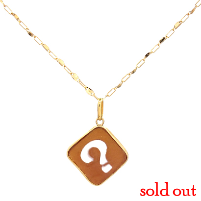 ？のファンキーカメオネックレス