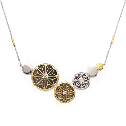 麻の葉文様のボリュームネックレス