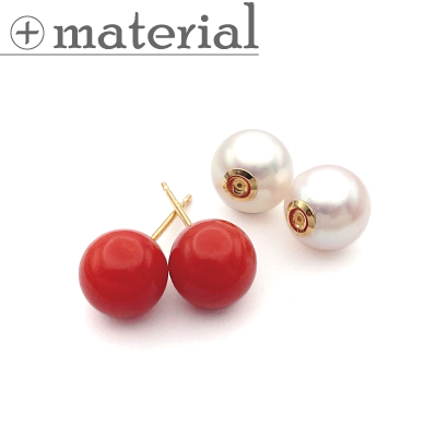 リバーシブルの紅白ピアス